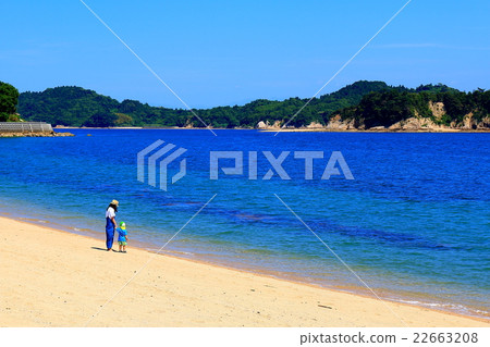 Nagisa's parent and child Nagisa's parent and child 22663208