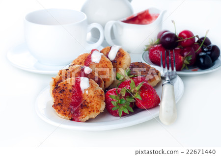 Cottage cheese pancakes 22671440