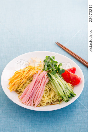 冷淋浴 22673212