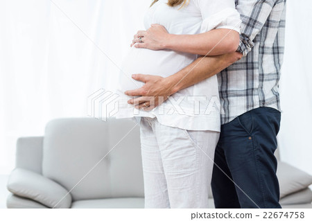 Happy couple expecting baby 22674758