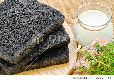 loaf of charcoal bread black bread. loaf of charcoal bread black bread. 22679834