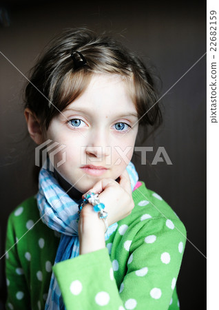 Portrait of little girl 22682159