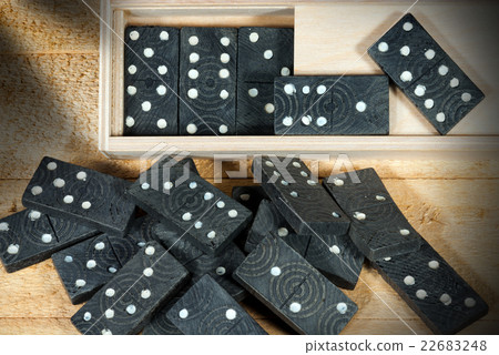 Vintage Pieces of Domino Game with Box Vintage Pieces of Domino Game with Box 22683248