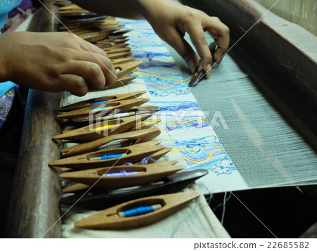 Myanmar Weaving Workshop 22685582