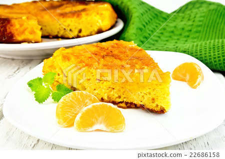 Pie mandarin with mint and napkin on board 22686158