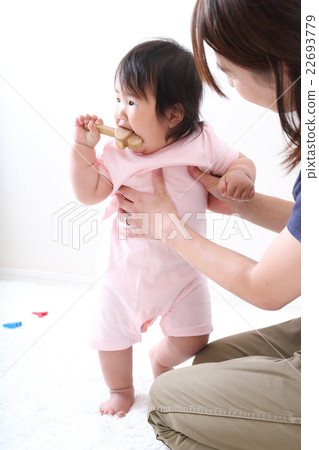 擱置8個月寶寶 22693779