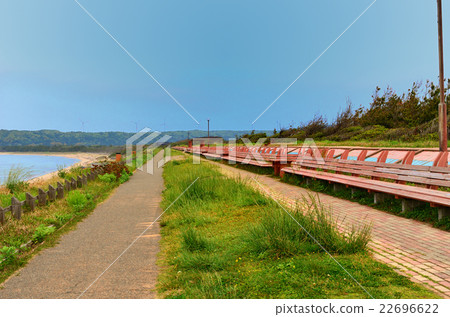 Longest bench in the world Longest bench in the world 22696622