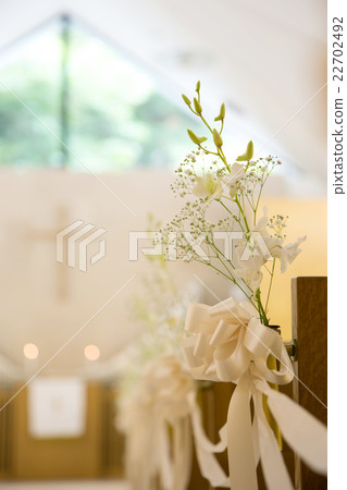 Chapel Flower 22702492