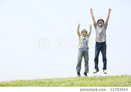 Active Senior Jump 22703054