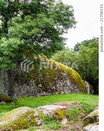 large stones of ancient megaliths beglik tash 22706533