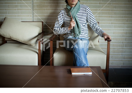 私人外觀的男性肖像 22707853