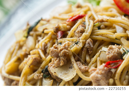 spaghetti pasta with sweet basil 22710255