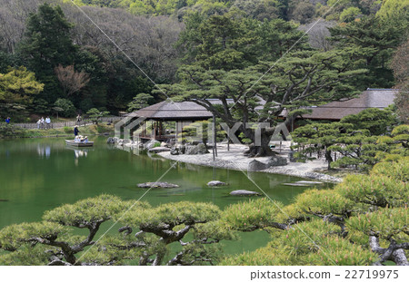 Special scenic spot "Ritsurin Park" South Garden South Lake, Wagon sightseeing tour 22719975