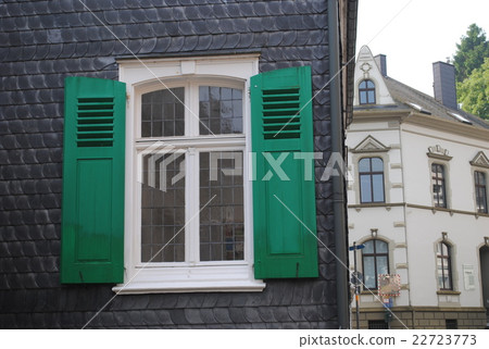 歷史建築窗口(帶背景) 歷史建築窗口(帶背景) 22723773