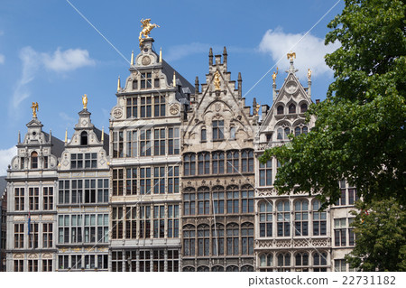 Facades of Guild buildings in the Grote Markt 22731182