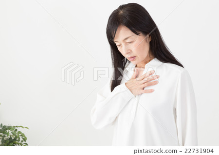 一個健康狀況不佳的女人 22731904