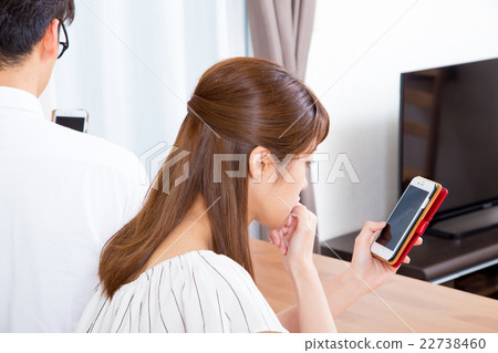 一對夫婦為smaho瘋狂只是聰明的勾夫妻智能中毒 22738460
