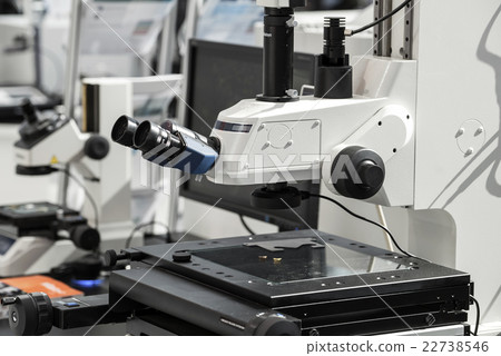 Optical microscope measuring system. 22738546