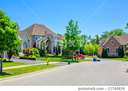 Luxury houses in North America 22740836