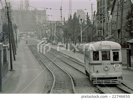 1966年運行穿過東京市中心的都電電車，29號線停產，東京 22746650