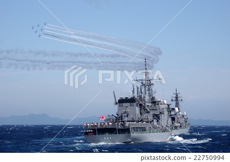 潛艇救援者Chihaya藍色衝動在天空中 22750994