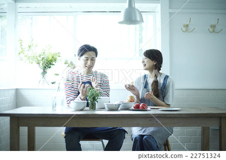 Two people living home cooking 22751324