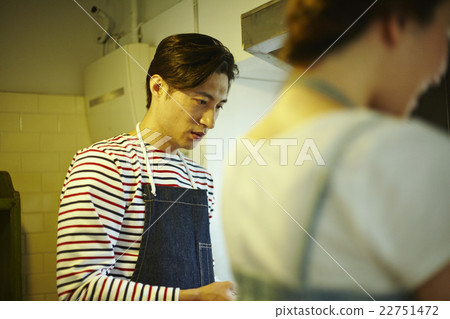 Couple doing cooking Couple doing cooking 22751472