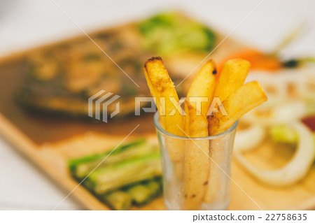 French fries 22758635