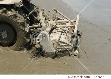 Farm work Farm work 22764398