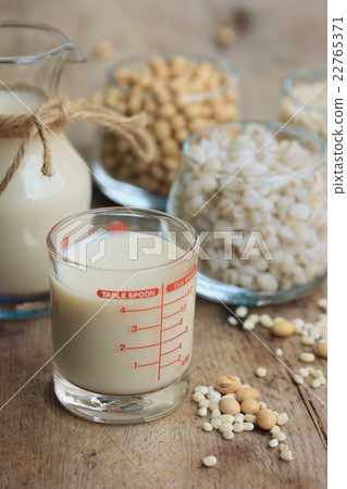 Soy milk and barley 22765371