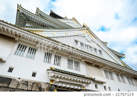 Osaka castle under blue sky in Japan 22767124