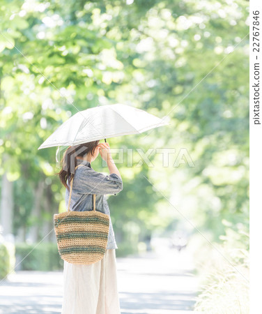 夏天陽光女士 22767846