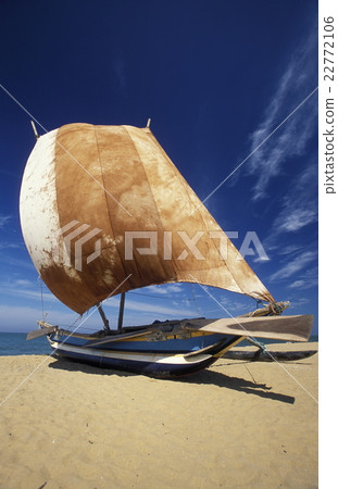 SRI LANKA NEGOMBO DHONI FISHINGBOAT 22772106