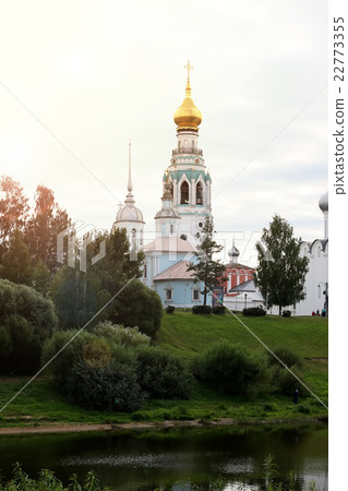 spring cathedral sunset tree 22773355