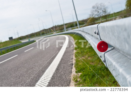 curve on asphalt highway 22778394