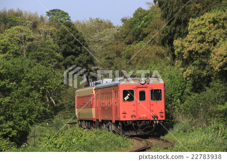 Isuimi Railway Kiha 52 + Kiha 28 22783938