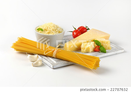 parmesan cheese, vegetables and spaghetti 22787632