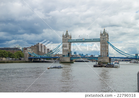  Tower Bridge 22790318