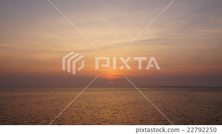 Evening scenery of Lake Saroma 22792250