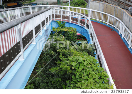 The slope part of the overpass bridge The slope part of the overpass bridge 22793827