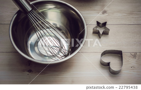 Kitchen tools 22795438