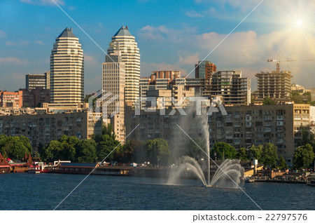 large buildings near the river 22797576