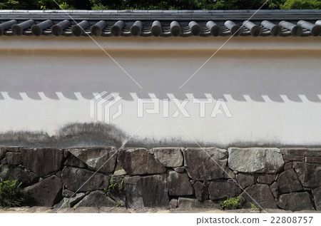 姬路城堡西寶屋花園“Okokoen”築地圍欄在住宅樓的花園裡 姬路城堡西寶屋花園“Okokoen”築地圍欄在住宅樓的花園裡 22808757