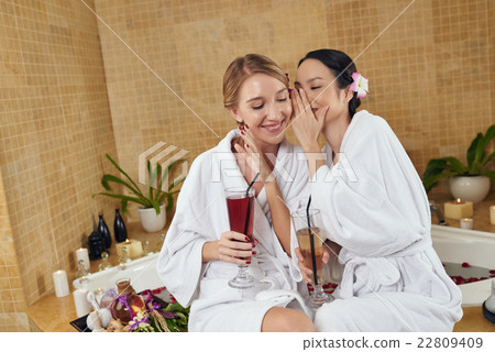 Chetting frineds 22809409