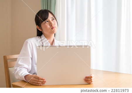 School girls who have trouble holding a message board School girls who have trouble holding a message board 22811973