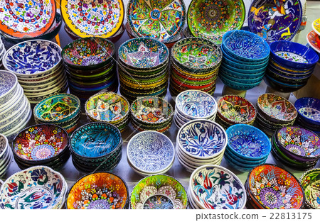 Classical Turkish ceramics on the market Classical Turkish ceramics on the market 22813175