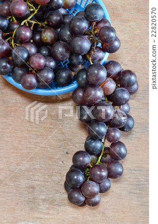 red grape on wooden board red grape on wooden board 22820570