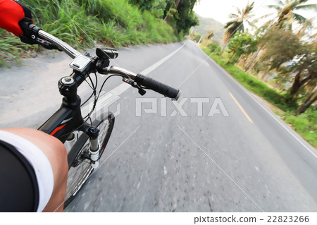 Road cycling wide angle speed shoot Road cycling wide angle speed shoot 22823266
