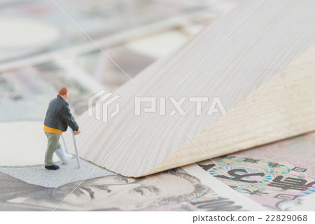 High medical cost image 22829068