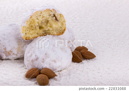 Traditional Chrestmas cookies 22831088